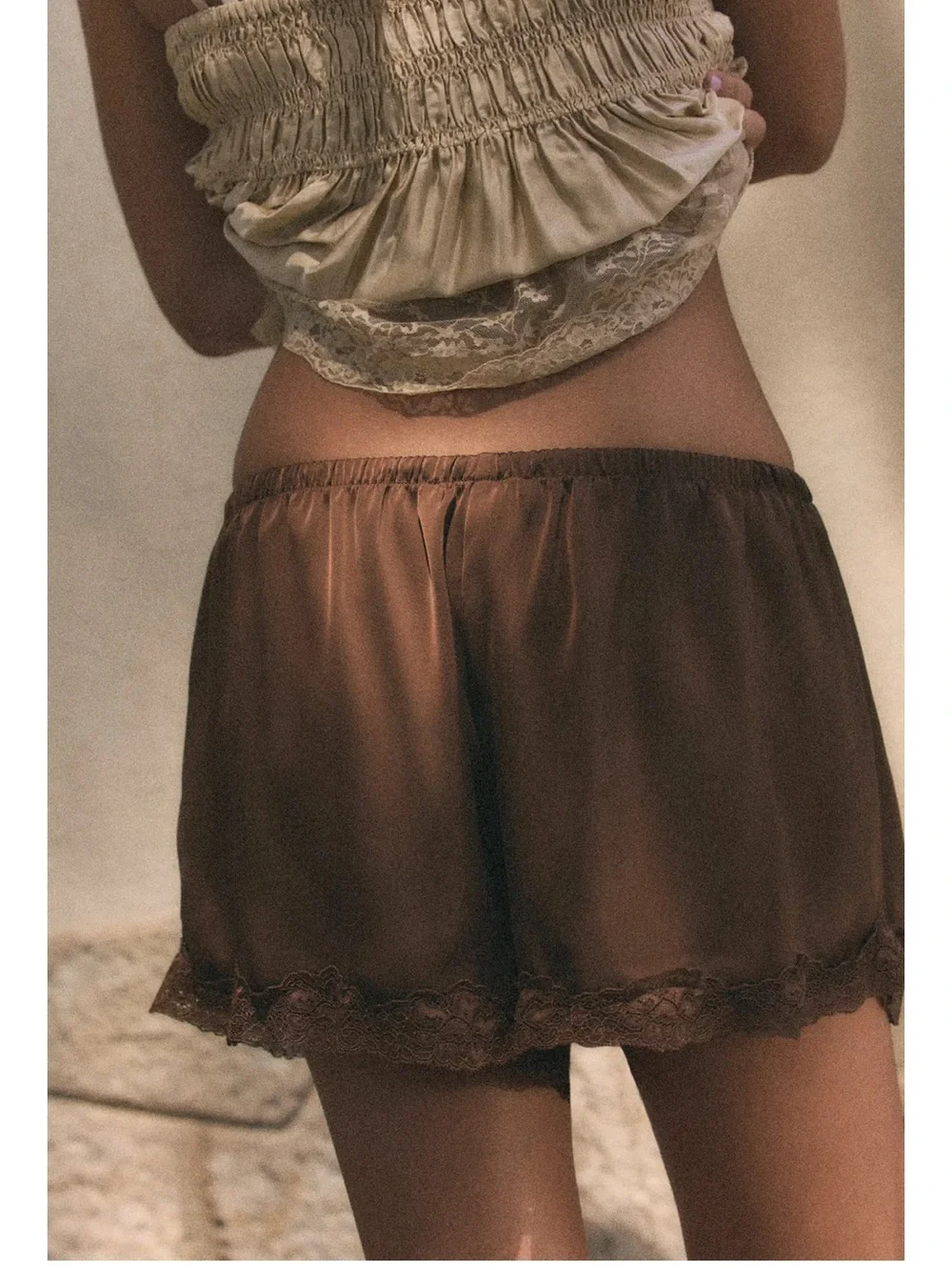 Zara lace shorts - Picture 4 of 7